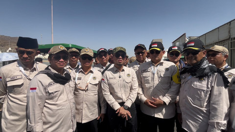 Wamenhaj melepas keberangkatan jemaah kloter terakhir dari Mina menuju Makkah. Foto: Dok. MCH 2026