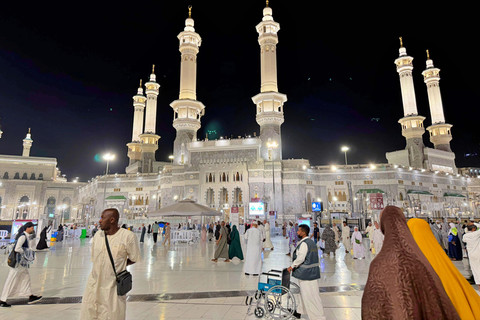 Suasana Masjidil Haram saat jemaah Haji lakukan tawaf ifada. Foto: M Lutfan Darmawan/kumparan