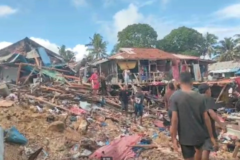 Ledakan di kawasan padat penduduk di Biak Numfor, Papua, Minggu (31/5/2026). Foto: Dok. Istimewa