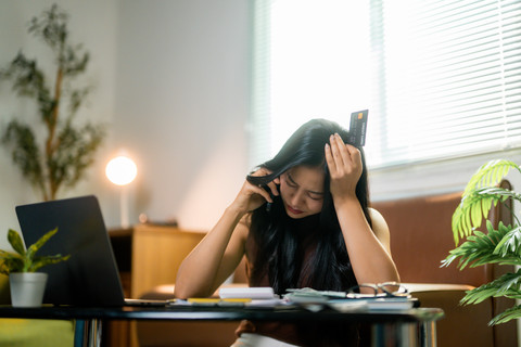 Ramalan zodiak Cancer minggu ini, 13-19 Juli 2026. Foto: Asian Isolated/Shutterstock