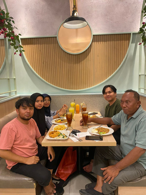 Orang tua dan anak-anaknya. Foto: Dokumentasi pribadi 