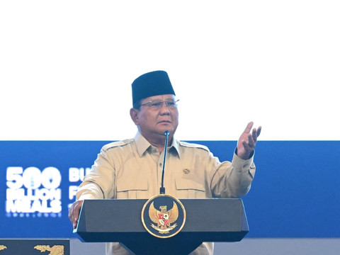 Presiden Prabowo Subianto dalam acara Building Indonesia's Future Generations Through Nutrition di Sentul International Convention Center (SICC), Kabupaten Bogor, Jawa Barat, Rabu (3/6). Foto: Kris - Biro Pers Sekretariat Presiden
