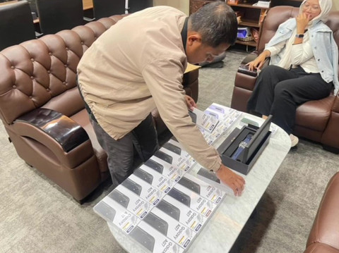 Sejumlah barang bukti saat penggeledahan kantor Badan Gizi Nasional, Jakarta pada Rabu (3/6/2026). Foto: Dok. Kejagung RI