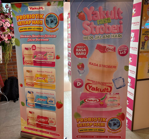 Konpers peluncuran varian Yakult rasa stroberi di CGV Grand Indonesia, Jakarta Pusat, Senin (25/5/2026).
 Foto: Eka Nurjanah/kumparan