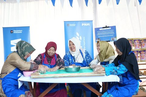PNM Mekaar hadir untuk memberdayakan nasabah melalui pelatihan, pendampingan usaha, pengelolaan keuangan, hingga pengembangan kapasitas usaha. Foto: Dok. PNM