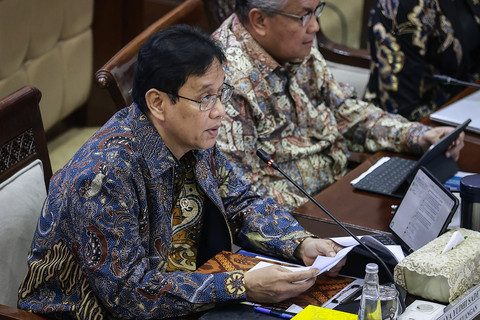 Menteri Keuangan Purbaya Yudhi Sadewa menyampaikan paparan pada rapat kerja dengan Komisi XI DPR di Kompleks Parlemen, Senayan, Jakarta, Rabu (10/6/2026). Foto: Dhemas Reviyanto/ANTARA FOTO