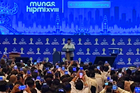 Presiden Prabowo Subianto saat acara pembukaan Musyawarah Nasional (Munas) ke-XVIII Himpunan Pengusaha Muda Indonesia (HIPMI), di Lampung, Rabu (10/6/2026). Foto: Zamachsyari/kumparan