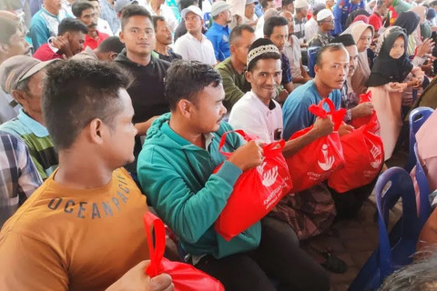 Ilustrasi penyaluran bansos. Foto. Dok. Biro Humas Kementerian Sosial