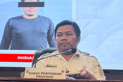 Jumpa pers kasus alih lahan sawah dilindungi menjadi tambak udang di Kabupaten Batang, Jawa Tengah. Foto: Intan Alliva Khansa/kumparan