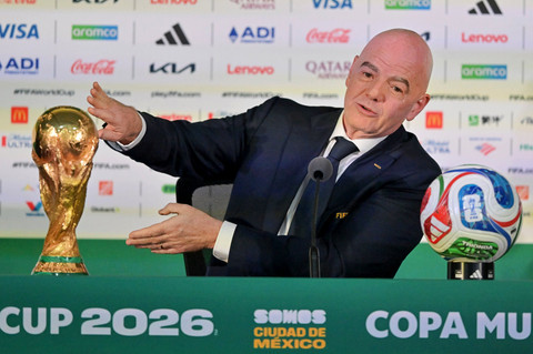 Presiden FIFA Gianni Infantino menyampaikan keterangan kepada wartawan saat sehari menjelang pembukaan Piala Dunia 2026 di Stadion Azteca, Mexico City, Meksiko, Rabu (10/6/2026). Foto: Aditya Pradana Putra/ANTARA FOTO
