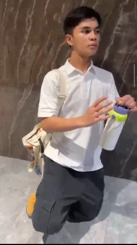 Muzakki Ramdhan jadi korban kekerasan oleh orang tak dikenal di mal.  Foto: Dok. Istimewa