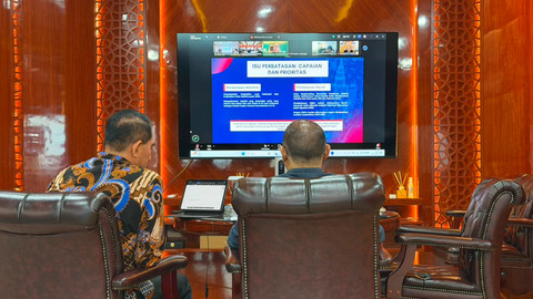 Menteri Perlindungan Pekerja Migran Indonesia (P2MI), Mukhtarudin, menggelar Rapat Koordinasi (Rakor) bersama Perwakilan RI se-Malaysia secara daring melalui Zoom Meeting pada Jumat (12/6/2026). Foto: Dok. Kementerian P2MI