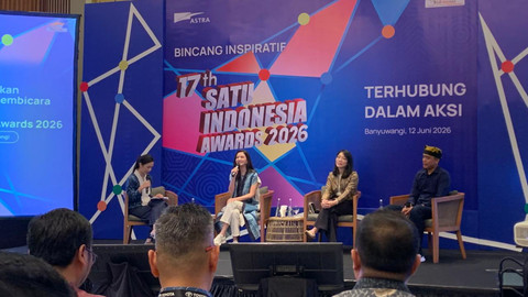 Staf Khusus Menkomdigi RI Raline Shah, sekaligus Dewan Juri SATU Indonesia Awards 2026 jadi pembicara utama Bincang Inspiratif di Banyuwangi, Jawa Timur. Foto: kumparan