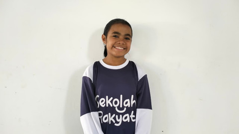 Kisah inspiratif Sifra, anak dari orang tua disabilitas yang kini mampu raih mimpi pendidikan berkualitas di Sekolah Rakyat Kupang, Sabtu (13/6/2026). Foto: Dok. Kemensos