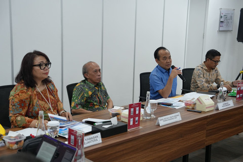 Rapat Koordinasi Pembahasan PKKPR (Persetujuan Kesesuaian Kegiatan Pemanfaatan Ruang) untuk Rencana Perluasan KEK Gresik, yang diselenggarakan di Kantor BUPP KEK Gresik (JIIPE), di Gresik, pada hari Jumat (12/6/2026). Foto: Dok. Menko Perekonomian
