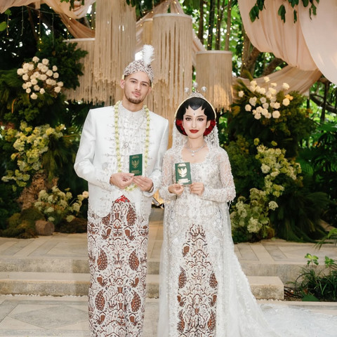 Jennifer Coppen resmi menikah dengan Justin Hubner. Foto: Instagram @fcgweddings