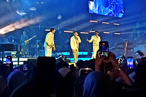 Ariel Noah di Konser 25 Tahun Yovie & Nuno, Istora Senayan, Sabtu (13/6/2026). Foto: Giovanni/kumparan
