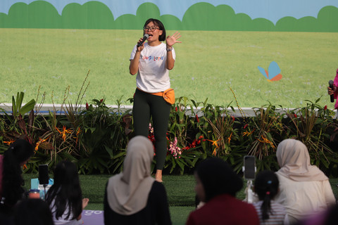Instruktur yogaland, Mira Sumawijaya. Foto: kumparan