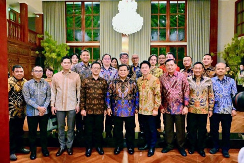 Presiden RI, Prabowo Subianto, menerima kunjungan kehormatan Menteri Pertahanan Jepang, H.E. Koizumi Shinjiro, di Kediaman Presiden, Kertanegara, Jakarta, Jumat (12/6/2026). Foto: Dok. Kemhan RI