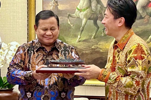Presiden RI, Prabowo Subianto, menerima kunjungan kehormatan Menteri Pertahanan Jepang, H.E. Koizumi Shinjiro, di Kediaman Presiden, Kertanegara, Jakarta, Jumat (12/6/2026). Foto: Dok. Kemhan RI