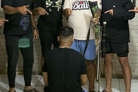 Pelaku penembakan di Samarinda saat diamankan polisi. Foto: Dok. Istimewa