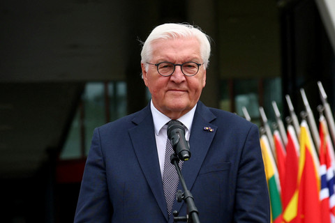 Presiden Jerman Frank-Walter Steinmeier saat berkunjung ke markas NATO di Brunssum, Belanda, Kamis (11/6/2026). Foto: Piroschka Van De Wouw/REUTERS