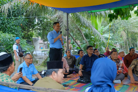 Kepala Desa Serindang, Bujang Efendi. Foto: Istimewa