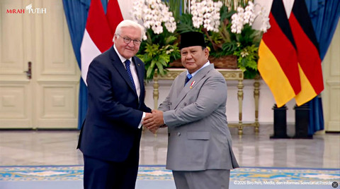 Presiden Republik Indonesia Prabowo Subianto berfoto bersama Presiden Republik Federal Jerman Frank-Walter Steinmeier di Istana Merdeka, Jakarta Pusat, Senin (15/6/2026). Foto: YouTube/ Sekretariat Presiden