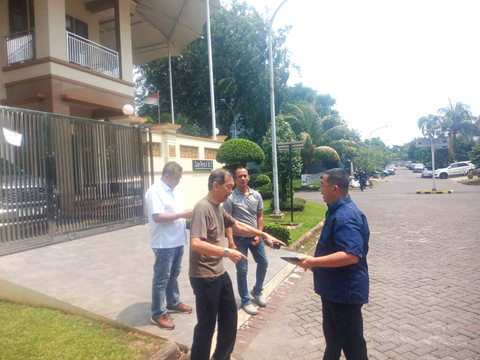 Dokumentasi penangkapan pelaku kasus tindak pidana percobaan penculikan dan penganiayaan terhadap lansia di PIK oleh Polsek Metro Penjaringan. Foto: Dok. Polsek Metro Penjaringan
