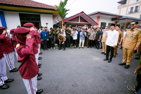 Mensos Saifullah Yusuf mengunjungi Sekolah Rakyat Menengah Pertama 2 Medan, Senin (15/6/2026).
Foto: Kemensos RI