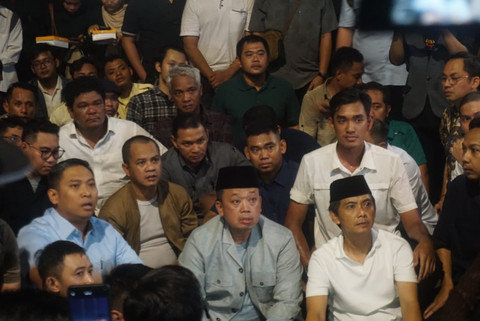 Ratusan mahasiswa menggeruduk acara diskusi di Joglo Gelanggang Inovasi dan Kreativitas (GIK) Universitas Gadjah Mada (UGM). Foto: Dok. Istimewa