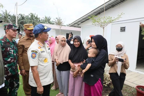 Kasatgas PRR Tito Karnavian di wilayah terdampak bencana Sumatera. Foto: Dok. Satgas PRR