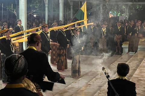Malam 1 Suro di Pura Mangkunegaran, Solo, Selasa (16/6/2026). Foto: M. Rizki/kumparan
