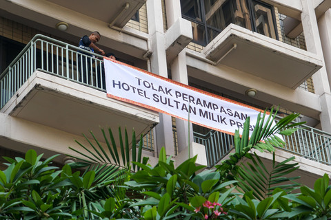 Kondisi usai pengosongan lahan bangunan Blok 15 Eks Hotel Sultan, Jakarta, Kamis (18/6/2026). Foto: Iqbal Firdaus/kumparan