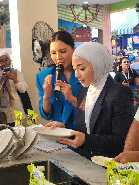 Nikita Willy saat di acara Kilau Nipis di Jakarta Fair Kemayoran 2026, Rabu (17/6/2026). Foto: Ela Nurlaela/kumparan