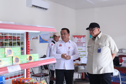 Dirut LPDB Koperasi tinjau KKMP Sampangan dan KUD Usaha Mina, Semarang, dorong koperasi tingkatkan produktivitas dan daya saing, Jumat (19/6/2026). Foto: Dok. LPDB