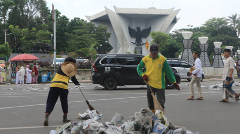 Ilustrasi pekerja outsourcing. Foto: Andaris Bangsawan/Shutterstock