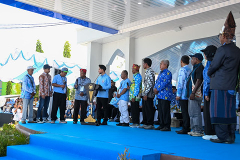 Wapres Gibran Rakabuming Raka saat membuka Pekan Nasional (PENAS) Petani Nelayan XVII Tahun 2026 di GOR David Tony, Kabupaten Gorontalo, Sabtu (20/6/2026). Foto: Dok. Setwapres