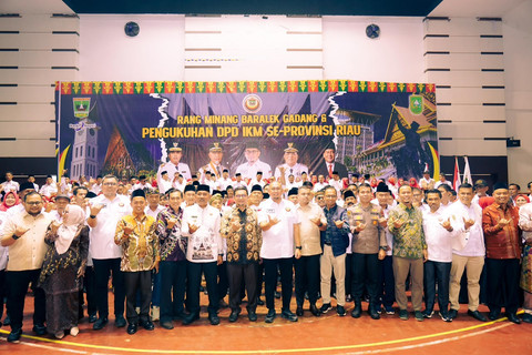 Pelantikan Pengurus DPD Ikatan Keluarga Minang (IKM) Kabupaten/Kota se-Riau  Foto: Dok. Istimewa