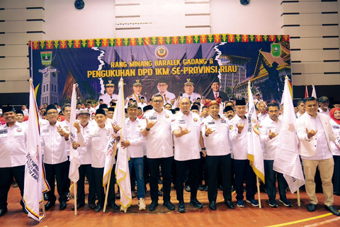 Pelantikan Pengurus DPD Ikatan Keluarga Minang (IKM) Kabupaten/Kota se-Riau  Foto: Dok. Istimewa