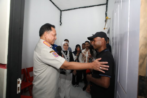 Mendagri Tito Karnavian meninjau Perumahan Grand Royal Regency II di Jayapura, Papua, Minggu (21/6/2026). Foto: Dok. Kemendagri