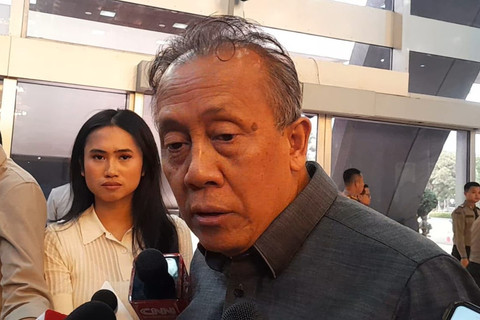 Wakil Ketua DPR Saan Mustopa memberikan keterangan usai menerima audiensi perwakilan Dewan Pengurus Nasional Koalisi Nasional Reforma Agraria (DPN Knara) dan masyarakat adat di Kompleks Parlemen, Senayan, Jakarta, Senin (22/6/2026). Foto: Jeni Ritanti/kumparan