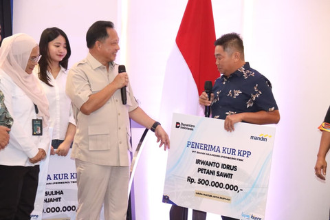 Mendagri Tito Karnavian tegaskan bahwa program perumahan rakyat mampu pacu pertumbuhan ekonomi dan ciptakan lapangan kerja baru, Senin (22/6/2026). Foto: Kemendagri RI