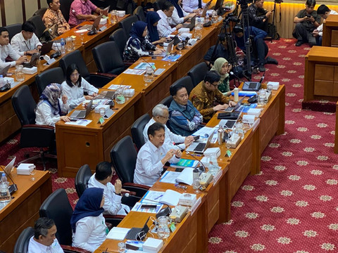 Rapat Kerja Komisi IX DPR RI Bersama Menteri Kesehatan, Dirjen Bina Pembangunan Daerah Kemendagri, dan Deputi Bidang SDM Aparatur KemenPAN-RB di Kompleks Parlemen, Senayan, Jakarta, Kamis (25/6/2026). Foto: Aditya Nugraha/kumparan.