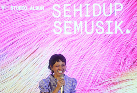 Penyanyi Andien saat konferensi pers launcing album ke sembilan berjudul Sehidup Semusik di Jakarta, Kamis, (25/6/2026). Foto: Agus Apriyanto
