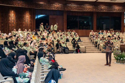 Mensos Gus Ipul ajak SP2MI bersinergi jangkau anak putus sekolah melalui program Sekolah Rakyat, Kamis (25/6/2026). Foto: Kemensos RI