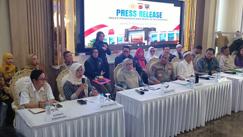 Konferensi pers Pengungkapan Kasus Taufik Hidayat di Polda Jabar, Bandung, Jumat (26/6/2026). Foto: Abisatya/kumparan