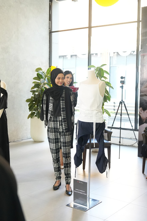 Salah satu finalis kompetisi Future Fashion Designer. Foto: JF3