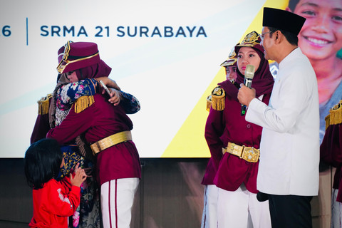 Menteri Sosial Saifullah Yusuf atau Gus Ipul menghadiri acara Open House Sekolah Rakyat untuk Orang Tua dan Calon Siswa di Sekolah Rakyat Menengah Atas (SRMA) 21 Surabaya, Jawa Timur, Jum'at (26/6/2026). Foto: Dok. Biro Humas Kemensos/Bayu Aprianto