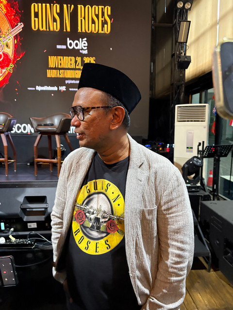 Founder PT Rajawali Indonesia, Anas Syahrul Alimi dalam acara konpers Guns N' Roses yang digelar di Jakarta Jumat (26/6). Foto: Gitario Vista I/kumparan
